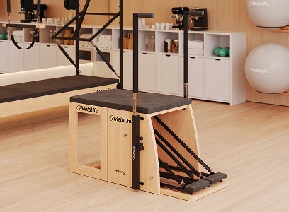 Equipamento de Pilates Step Chair Infinity